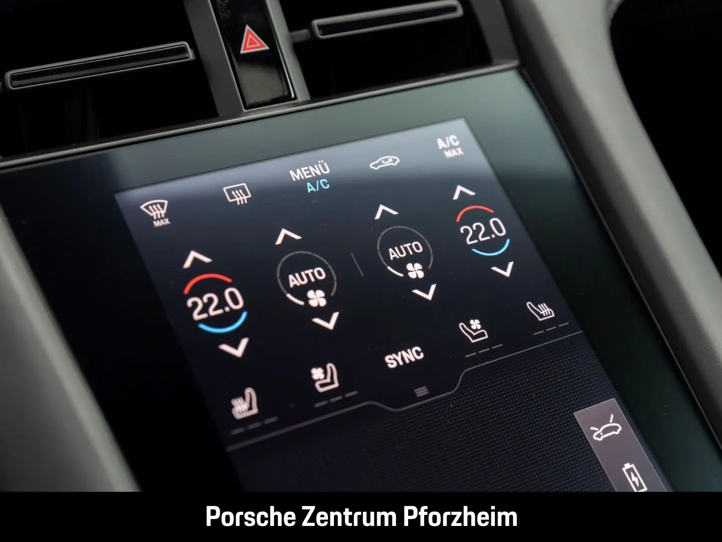 Taycan 4 Cross Turismo Head-Up HD-Matrix 21-Zoll