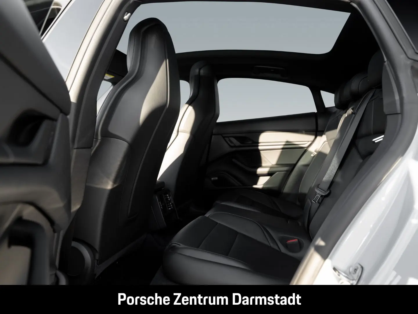 Taycan Performancebatterie  LED-Matrix BOSE