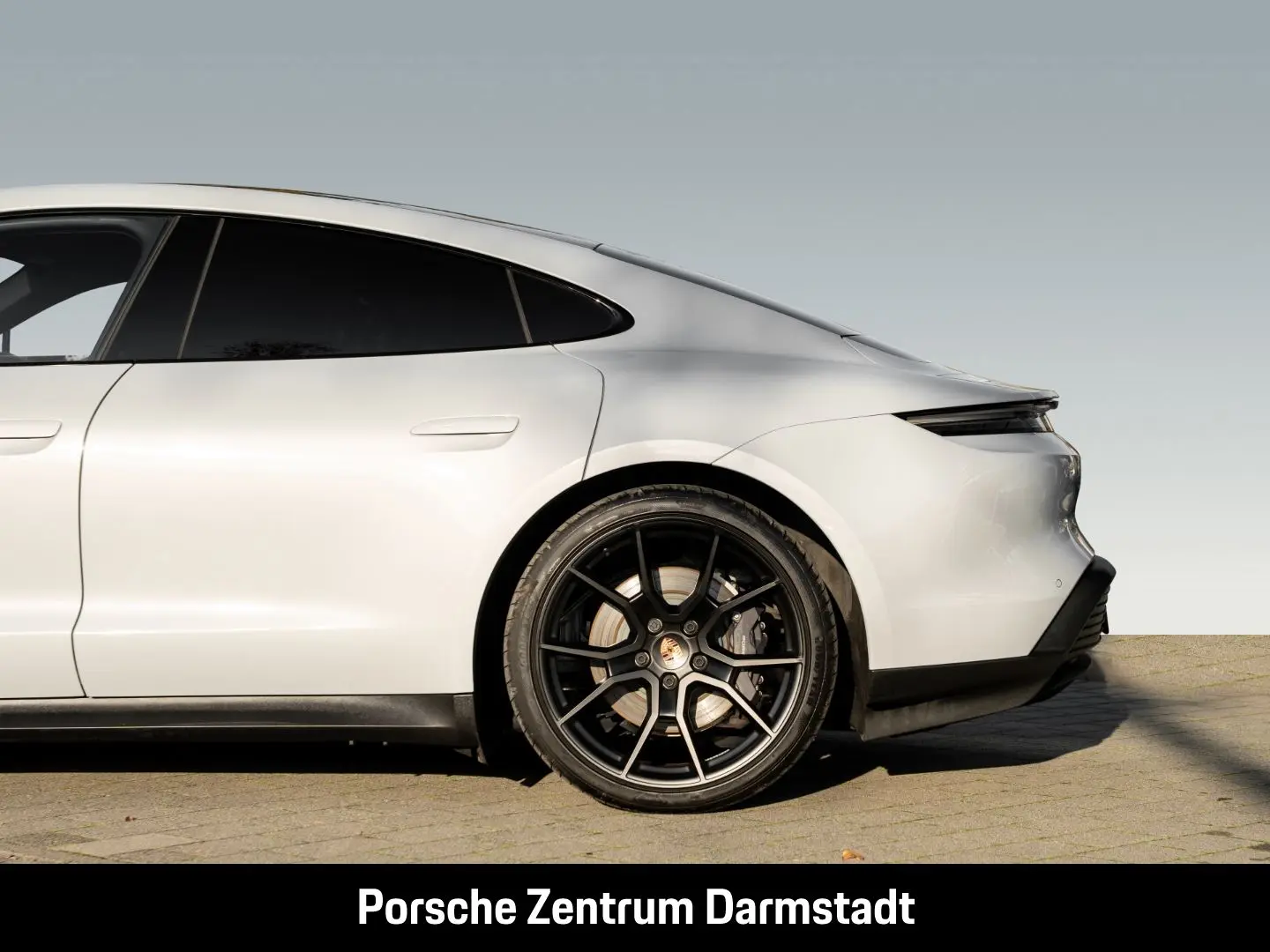 Taycan Performancebatterie  LED-Matrix BOSE