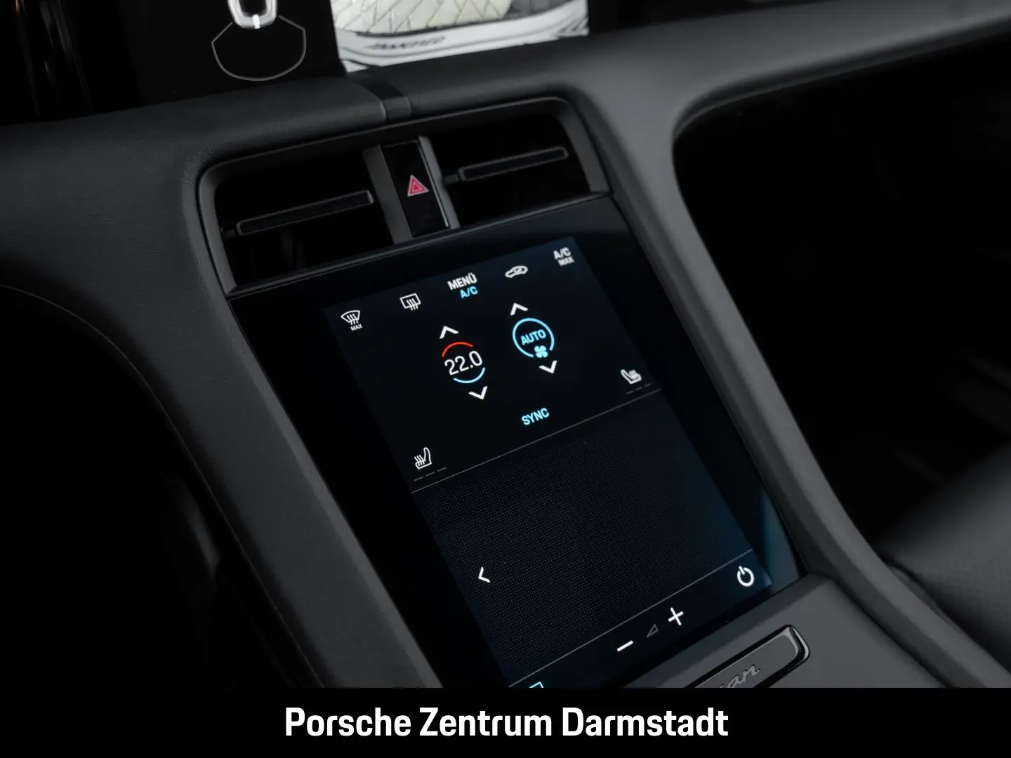 Taycan Performancebatterie  LED-Matrix BOSE