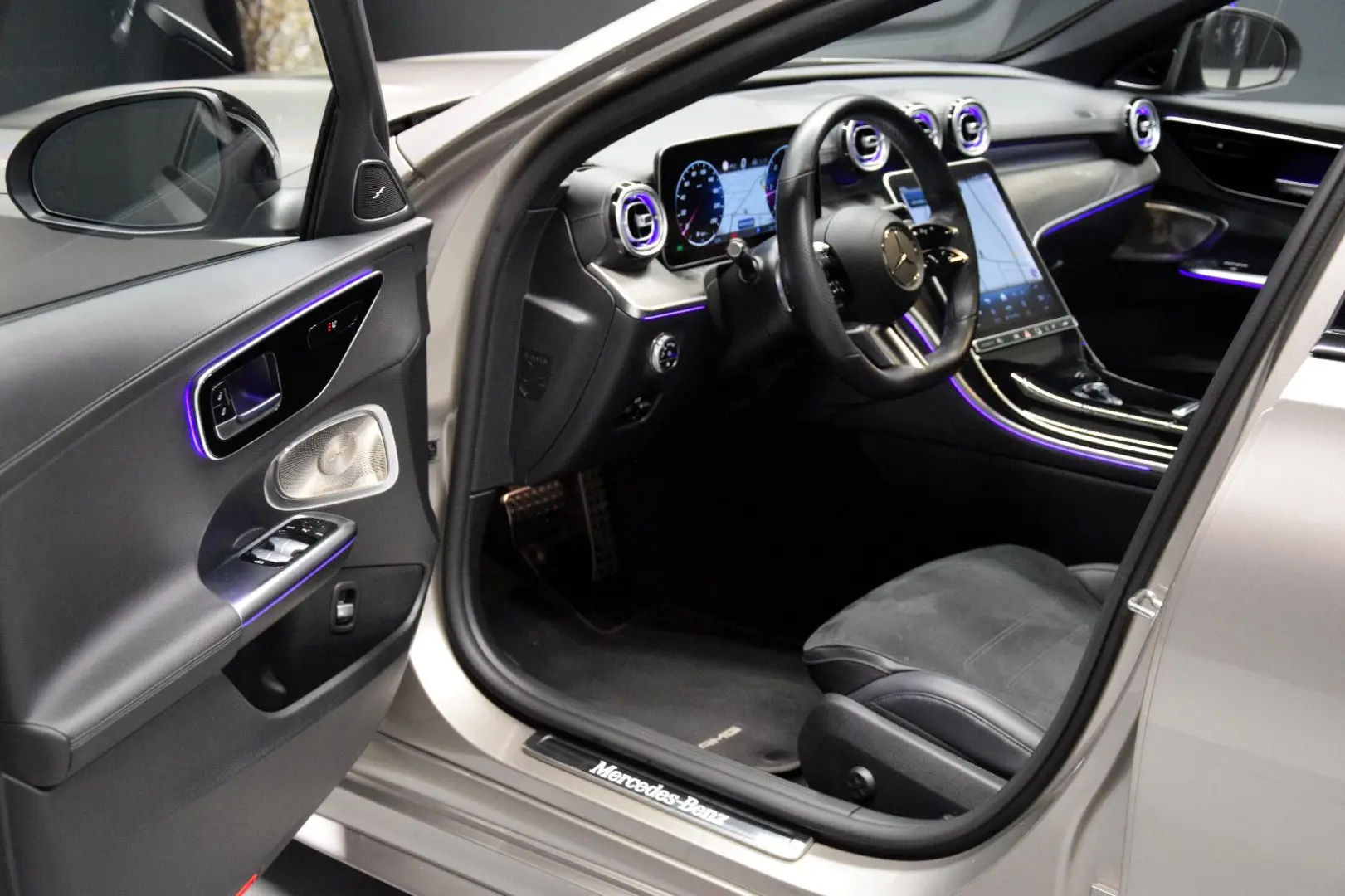 C300d Limousine AMG Line Pano ACC Burmester 360