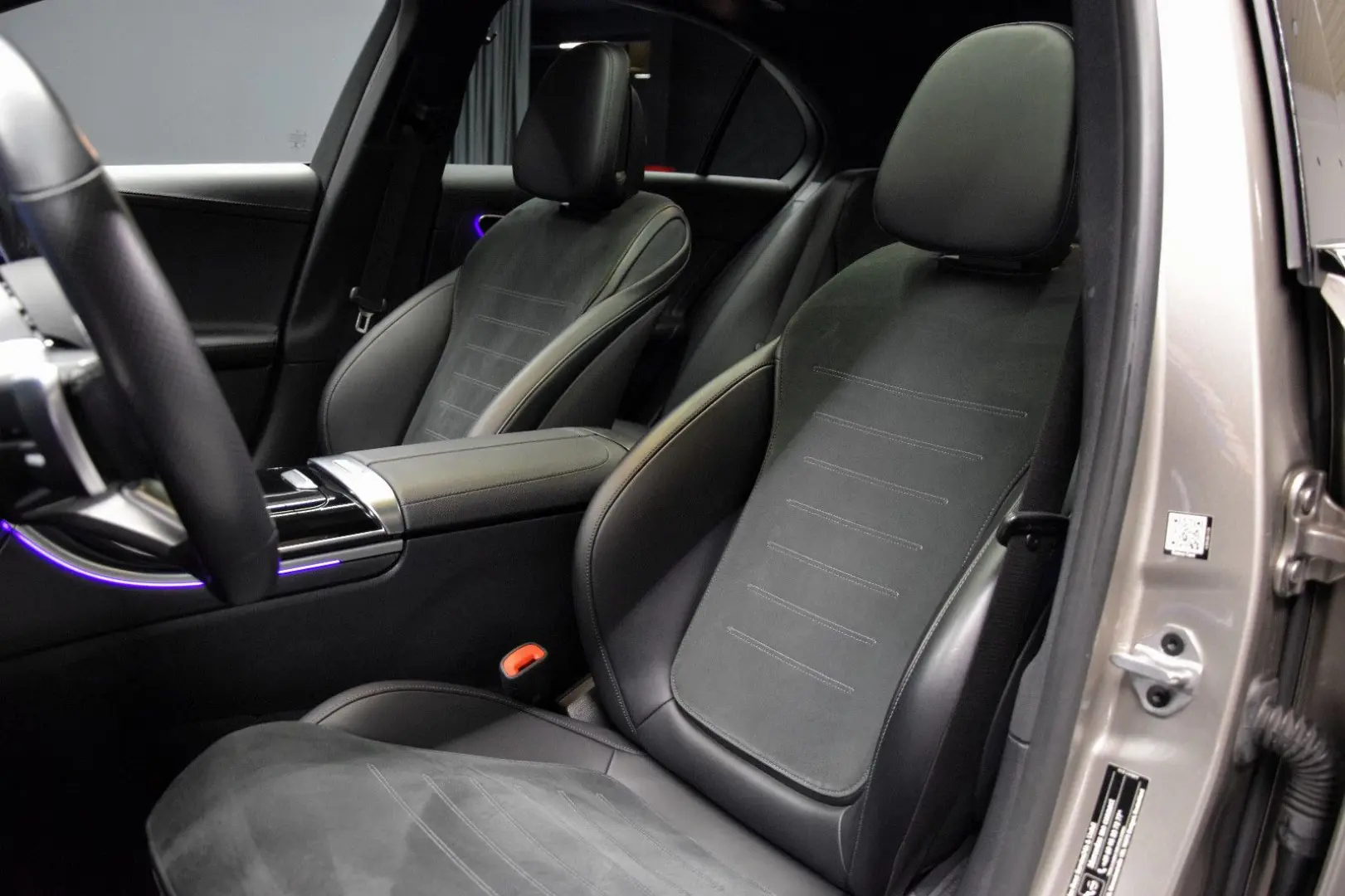 C300d Limousine AMG Line Pano ACC Burmester 360