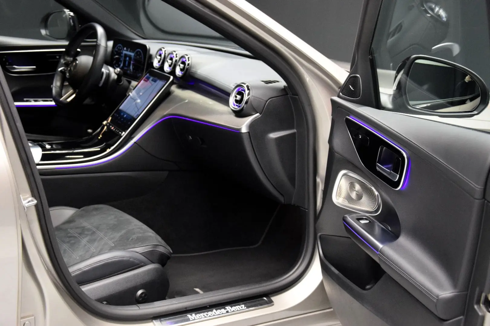 C300d Limousine AMG Line Pano ACC Burmester 360