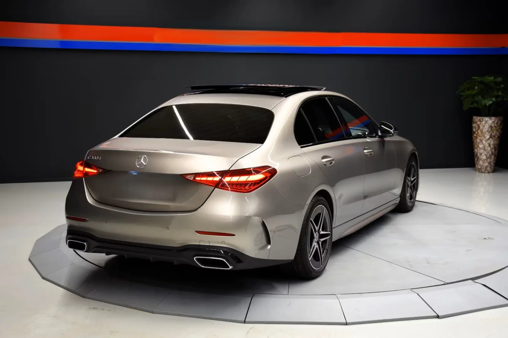 C300d Limousine AMG Line Pano ACC Burmester 360