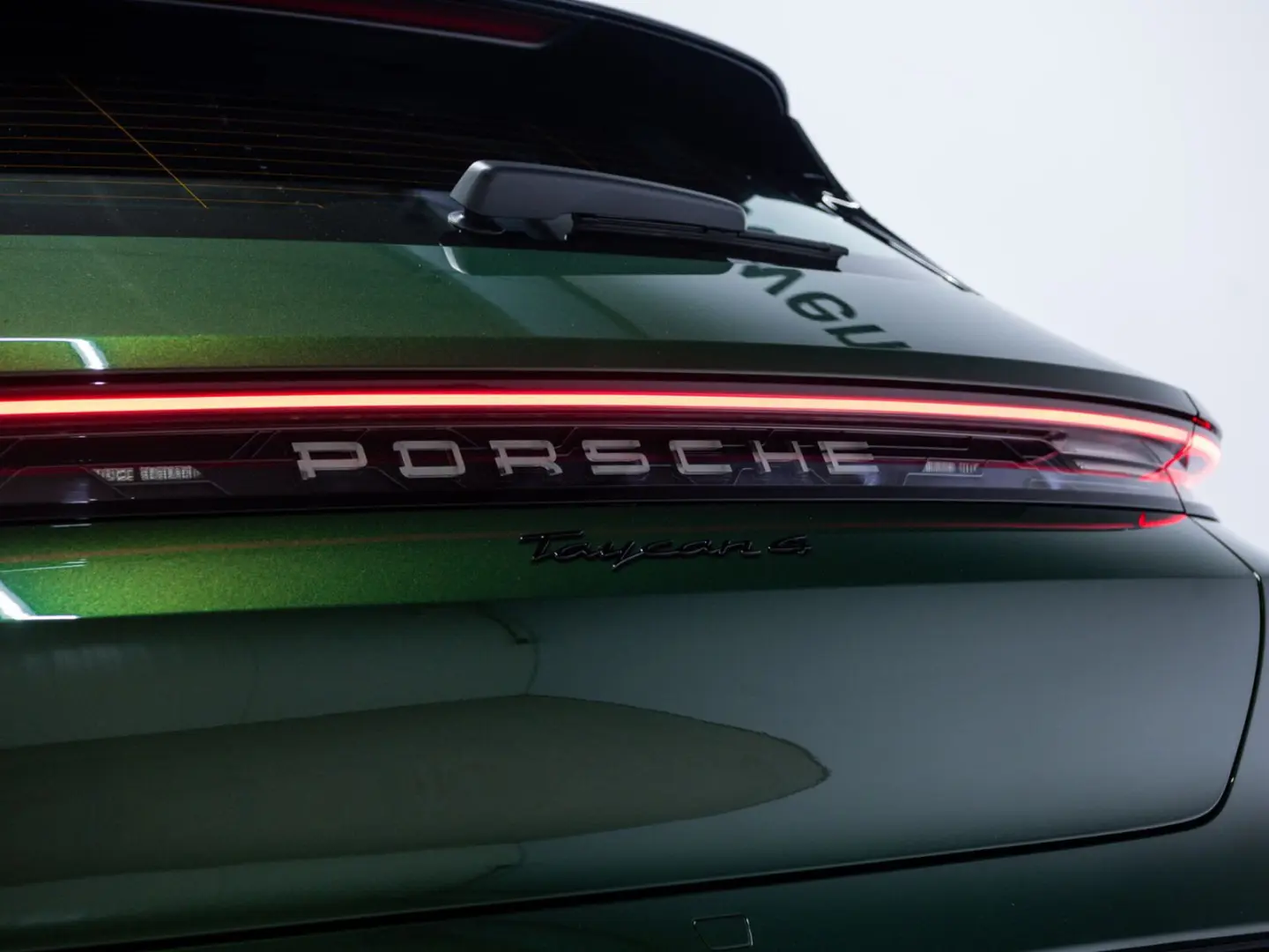 Taycan 4 Cross Turismo