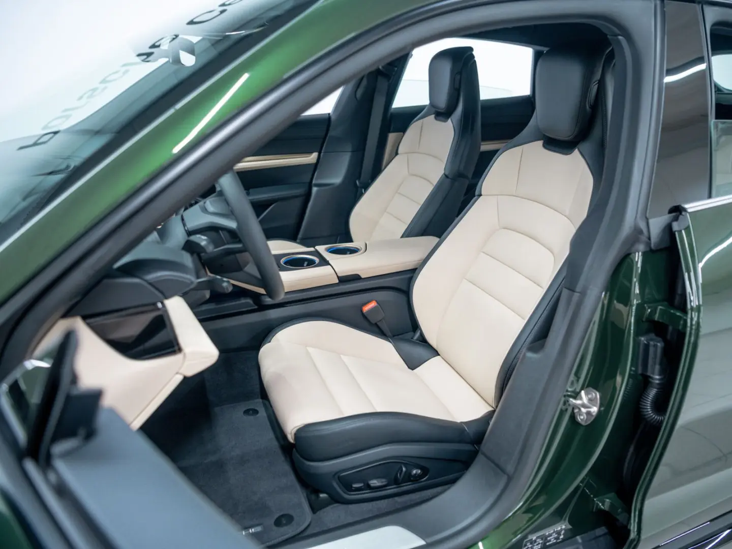 Taycan 4 Cross Turismo