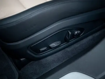 Taycan 4 Cross Turismo