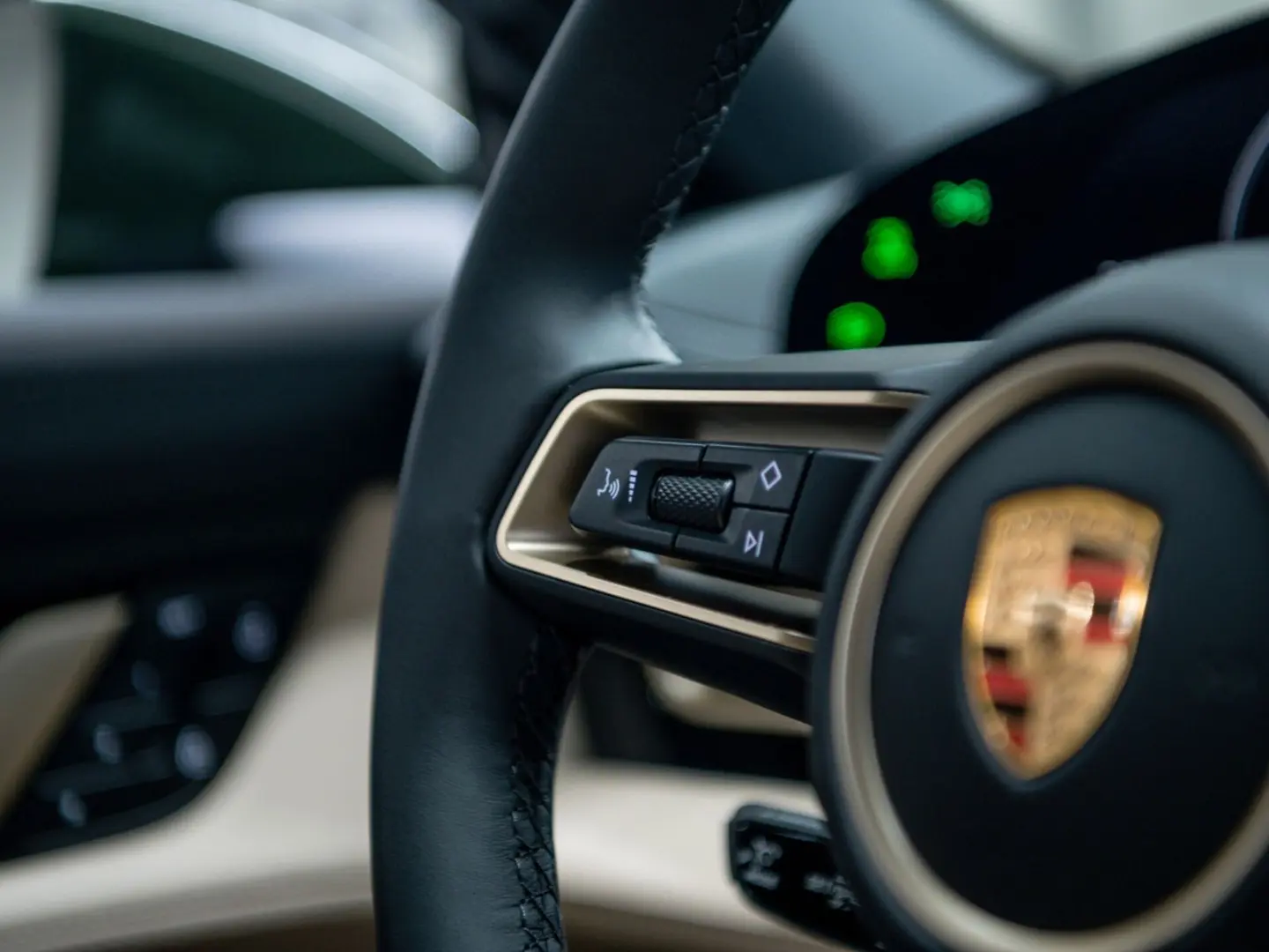 Taycan 4 Cross Turismo