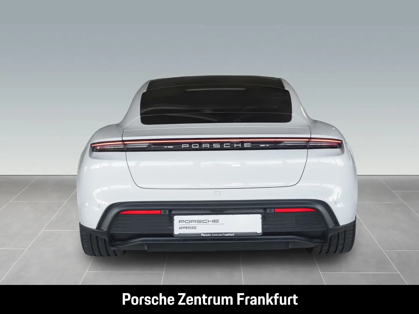 Taycan Performancebatterie  Surround View 21-Zol