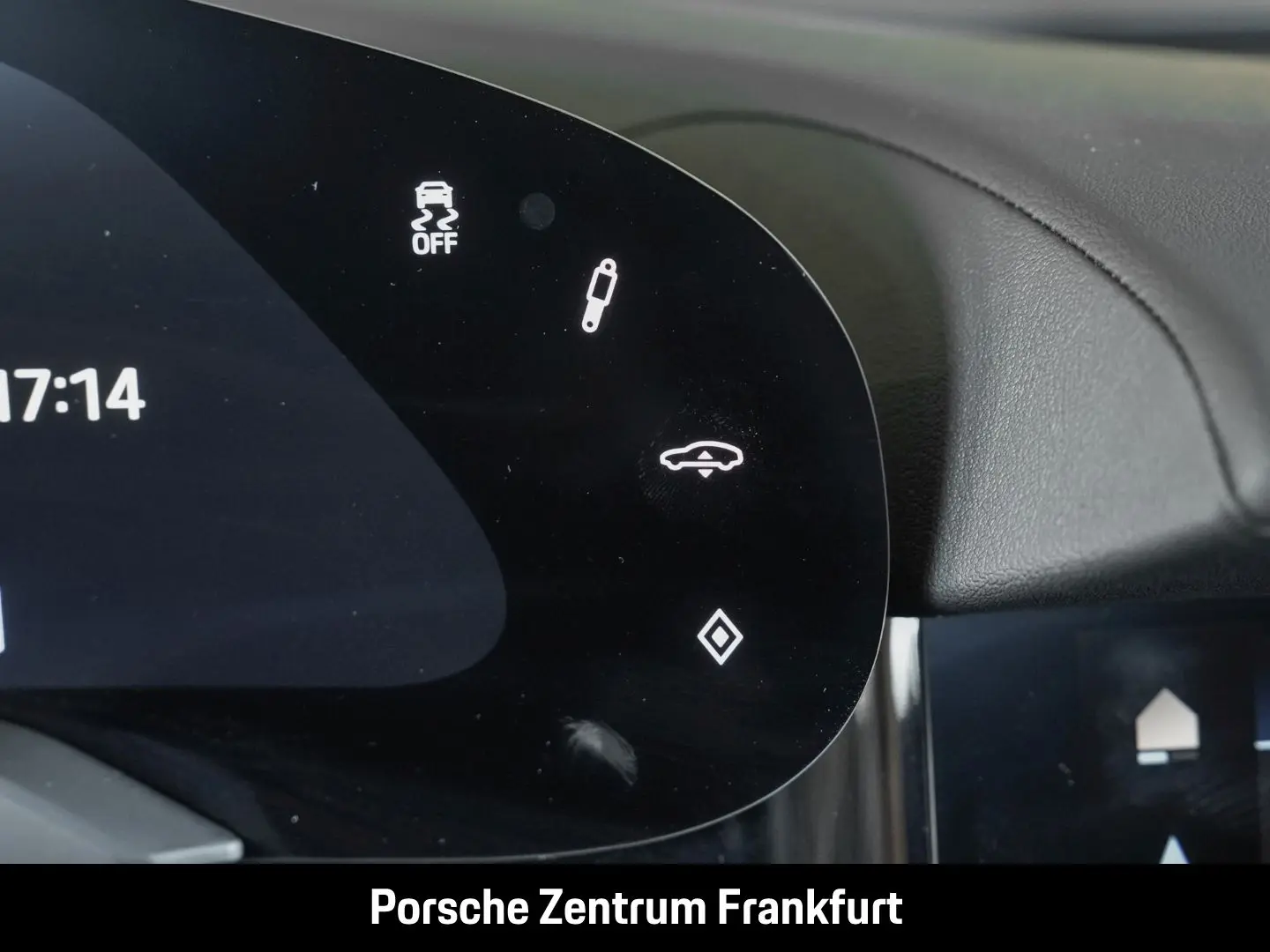 Taycan Performancebatterie  Surround View 21-Zol