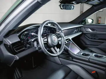 Taycan 4S Cross Turismo Sport Chrono Paket