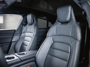 Taycan 4S Cross Turismo Sport Chrono Paket