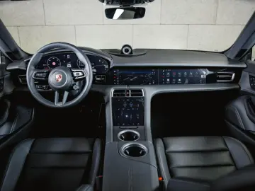 Taycan 4S Cross Turismo Sport Chrono Paket