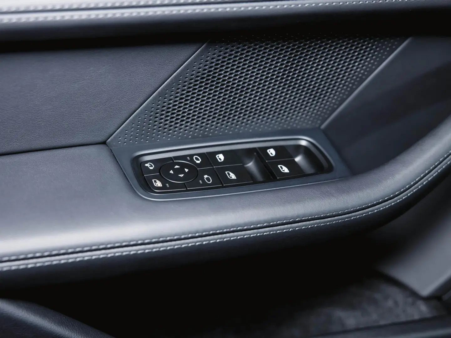 Taycan 4S Cross Turismo Sport Chrono Paket