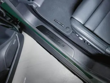 Taycan 4S Cross Turismo Sport Chrono Paket