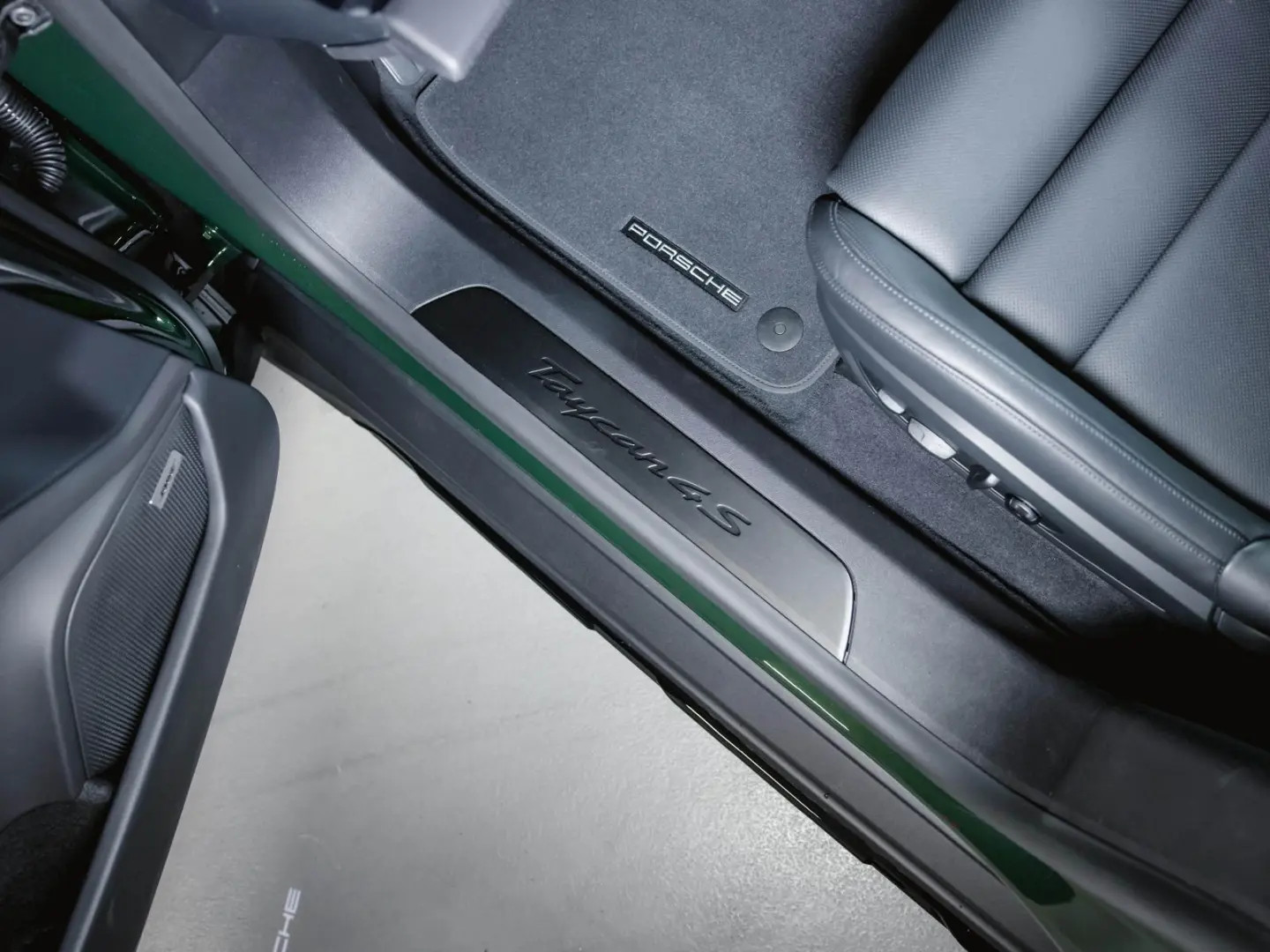 Taycan 4S Cross Turismo Sport Chrono Paket