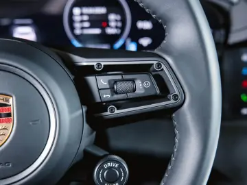 Taycan 4S Cross Turismo Sport Chrono Paket