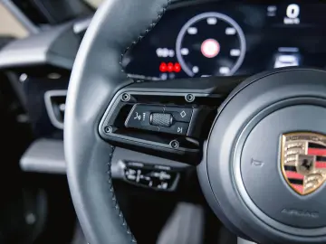 Taycan 4S Cross Turismo Sport Chrono Paket