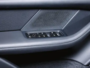 Taycan Sport Turismo Sport Chrono Panoramadach