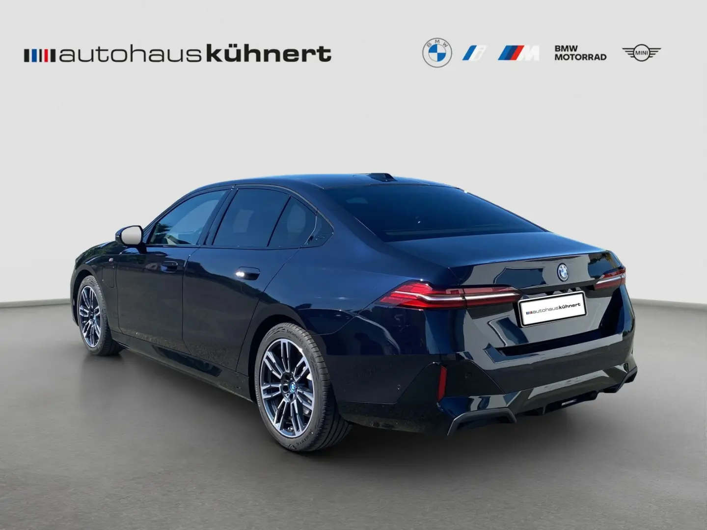 530e Limousine    M-Sport ACC HiFi HK PanoD Spur