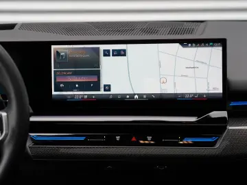 520i M Sport PANO H&K CARBON 360 HUD KEYLESS