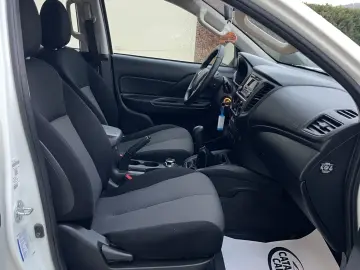 Mitsubishi L200 Double Cab 2.2 DI-D M T Intense