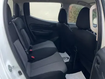 Mitsubishi L200 Double Cab 2.2 DI-D M T Intense