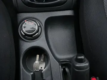 Mitsubishi L200 Double Cab 2.2 DI-D M T Intense