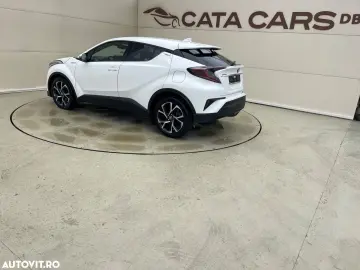Toyota C-HR Hybrid Club