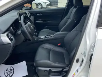 Toyota C-HR Hybrid Club