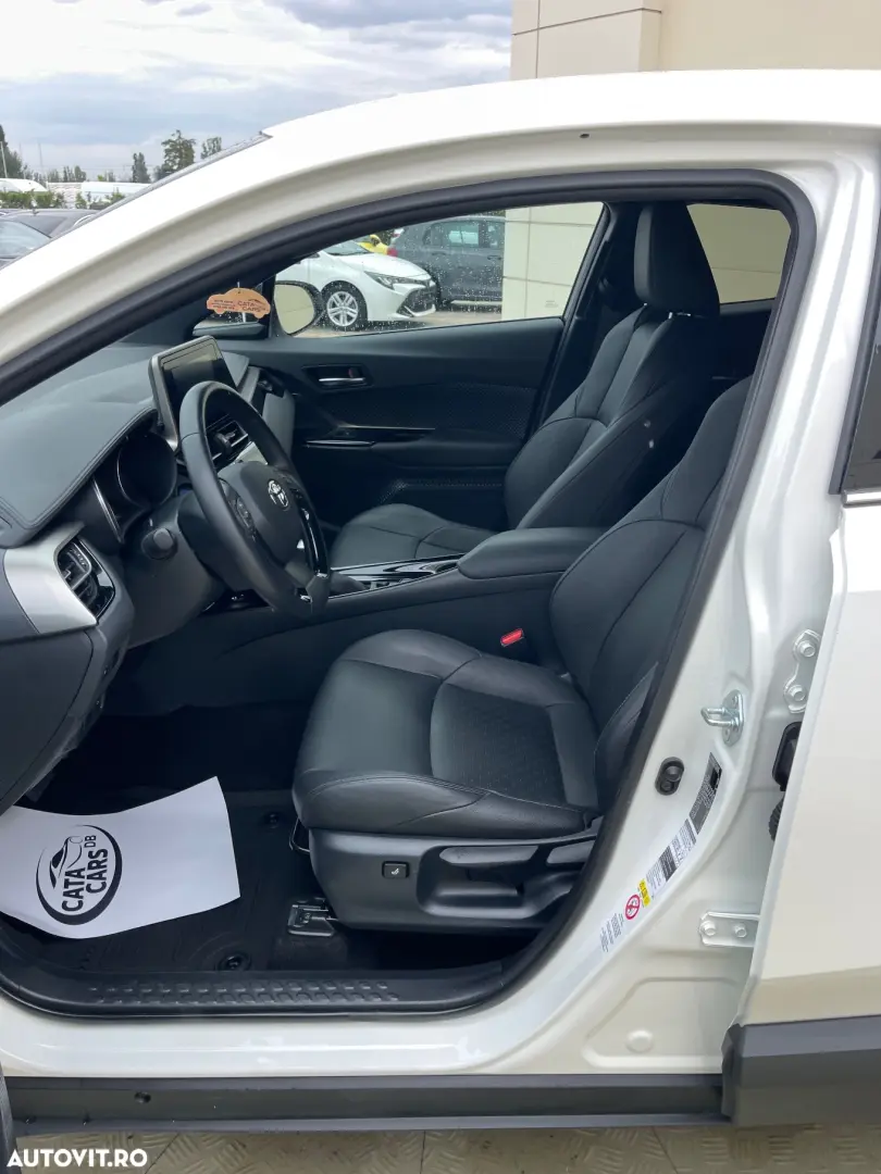 Toyota C-HR Hybrid Club