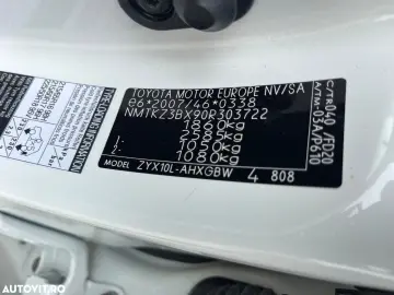 Toyota C-HR Hybrid Club