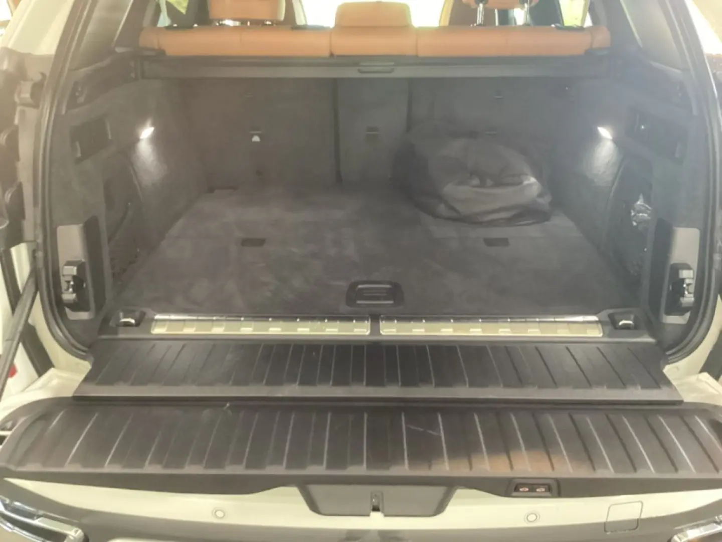 X5 50e MSp SoftClose Ventilation 360 HUD AmbAir GestureContr