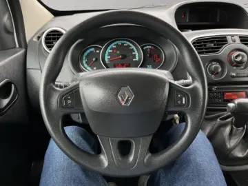 RENAULT Kangoo Z.E. ALLESTITO