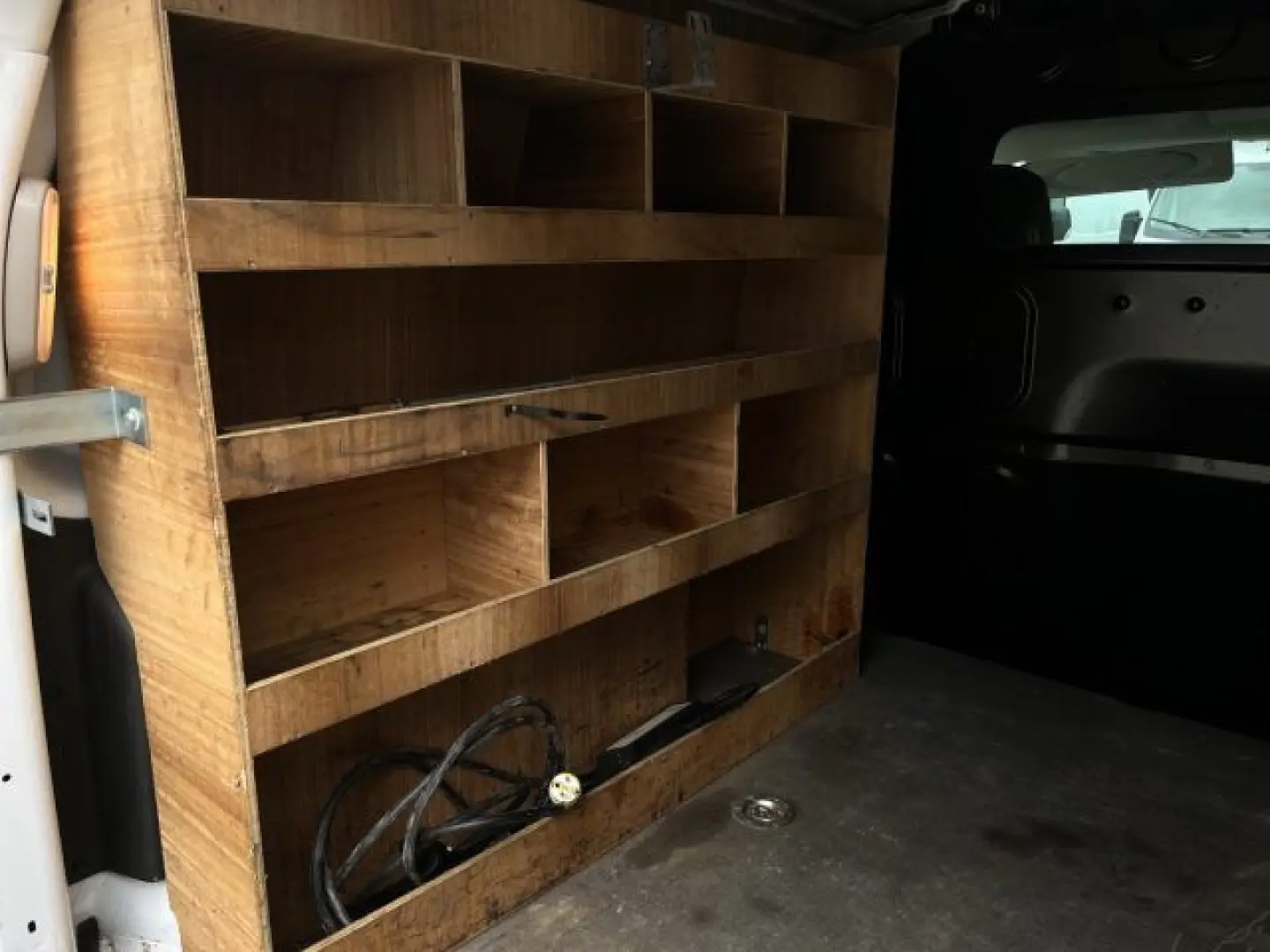 RENAULT Kangoo Z.E. ALLESTITO