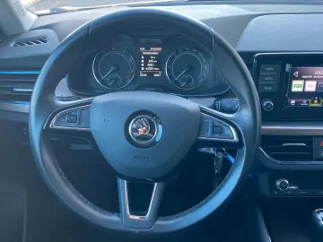 Kamiq Ambition 1.5l DSG KLIMA  LED  SHZ  TEMPO