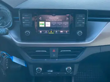 Kamiq Ambition 1.5l DSG KLIMA  LED  SHZ  TEMPO