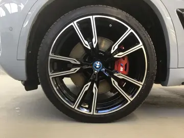 X5 xDrive50e M Sport IconicGlow Ventilation H&K