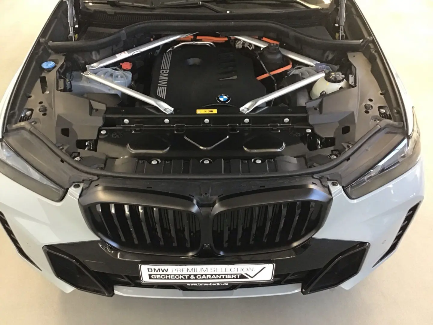 X5 xDrive50e M Sport IconicGlow Ventilation H&K