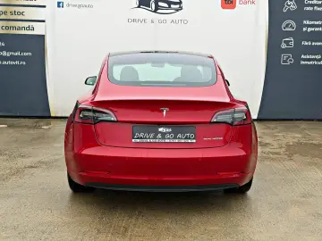 TESLA MODEL 3 LONG RANGE DUAL MOTOR 4WD AUTO