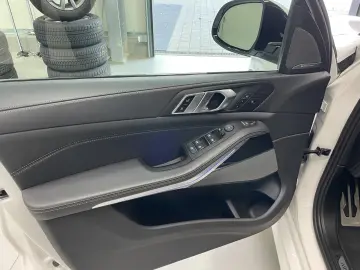 X5 30d M Sport Pro Pano 2 Achs 22  HUD MultiSitz