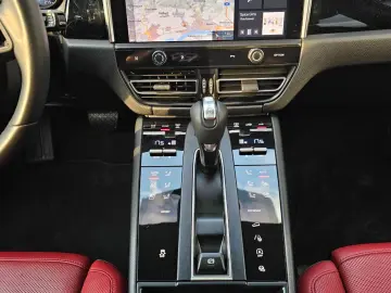 Macan T ACC Mem. Bose 4x SHZ Pano 21Zoll Sitzkli