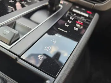 Macan T ACC Mem. Bose 4x SHZ Pano 21Zoll Sitzkli