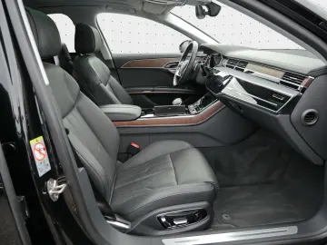 A8 60 TFSIe quattro S Line HuD Pano air Nacht