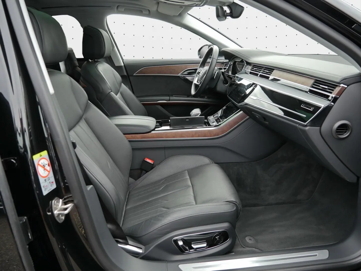 A8 60 TFSIe quattro S Line HuD Pano air Nacht