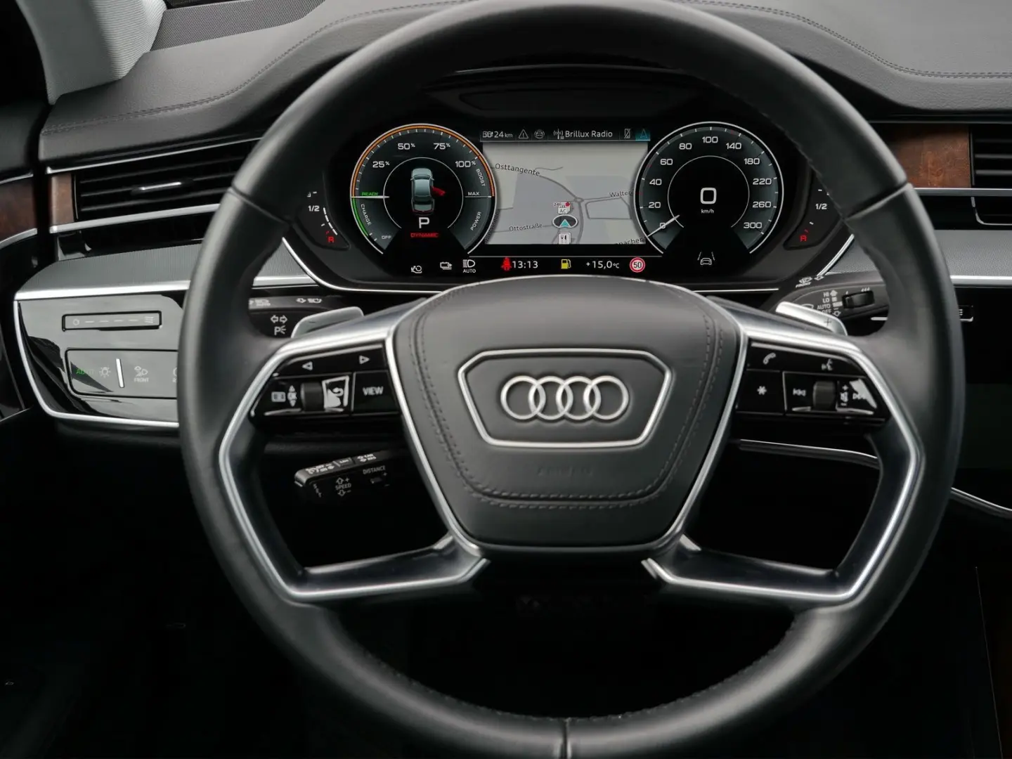 A8 60 TFSIe quattro S Line HuD Pano air Nacht