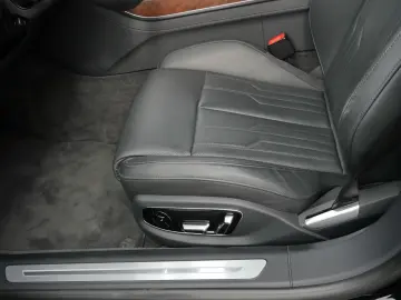 A8 60 TFSIe quattro S Line HuD Pano air Nacht