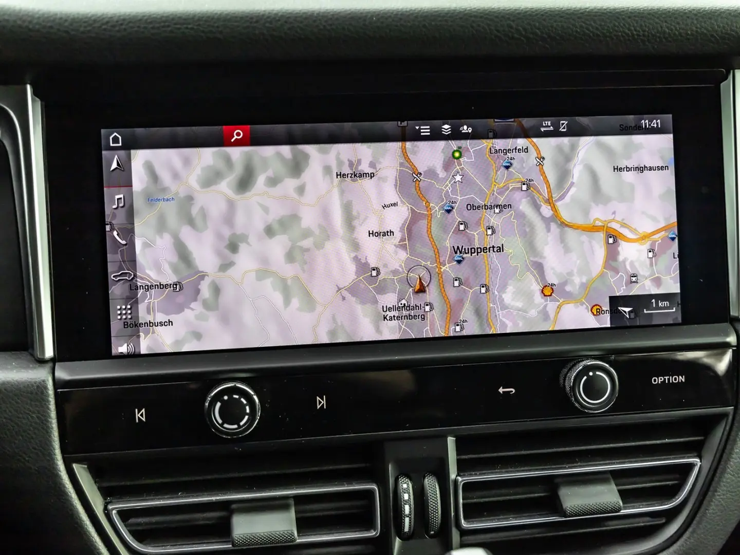 Macan 2.0T Basis OPF Navi Leder PDC LED PDK