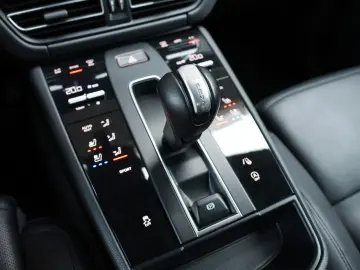 Macan AWD ACC BOSE APPLE 4xSHZ SBL KAMERA TTW 20