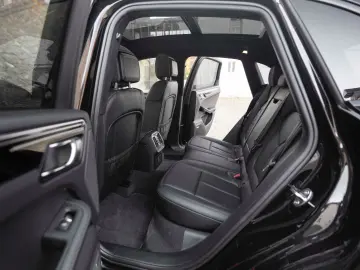 Macan LED 360  BOSE PANO NAV SZH 14 WEGE MEMORY